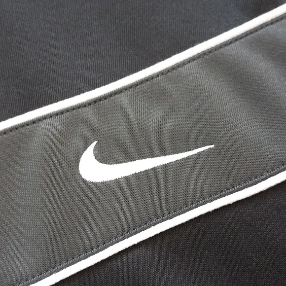 *SOLD* Nike Essential Track Suit Zip-Up Jacket - Picture 4 of 6